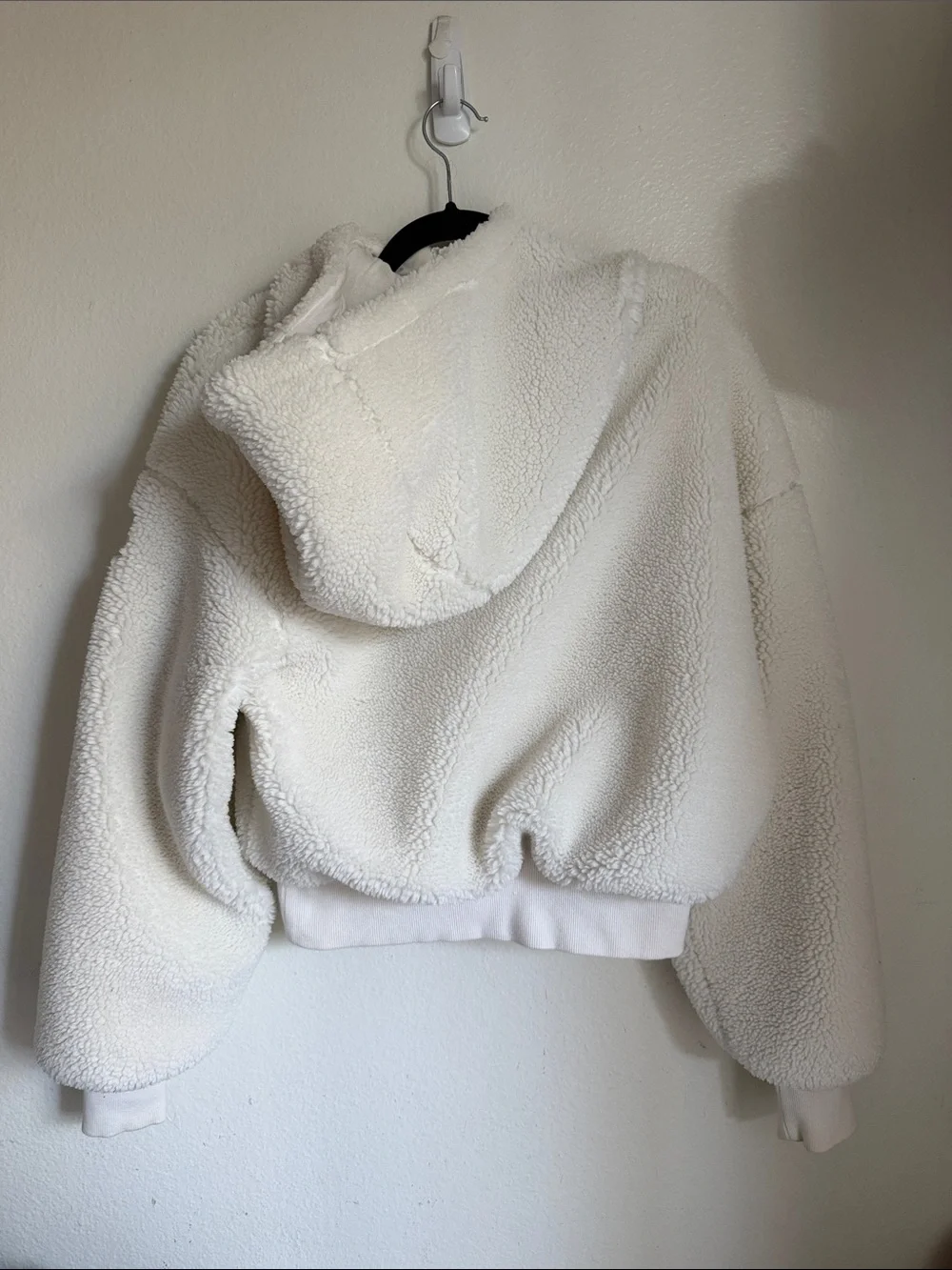 ALO Yoga Cream Sherpa Half-Zip Teddy Jacket - Picture 3 of 7